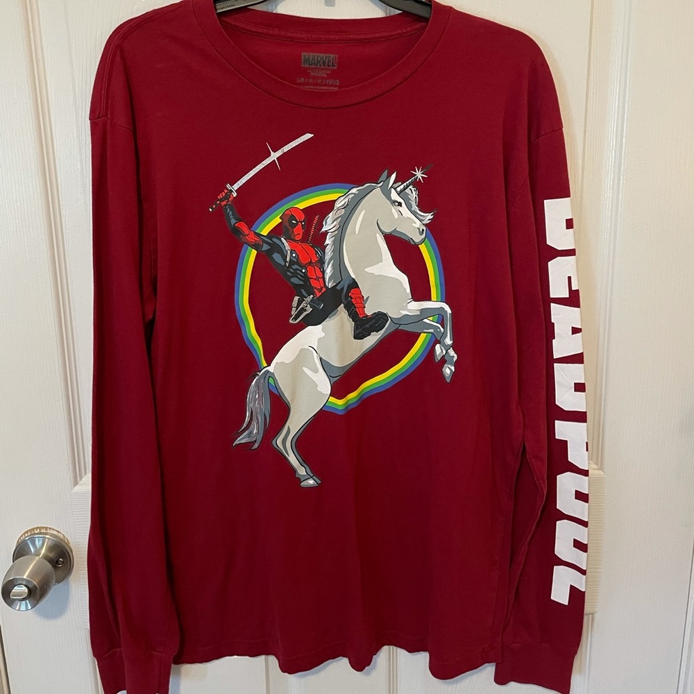 Marvel Comics Deadpool Long Sleeve L